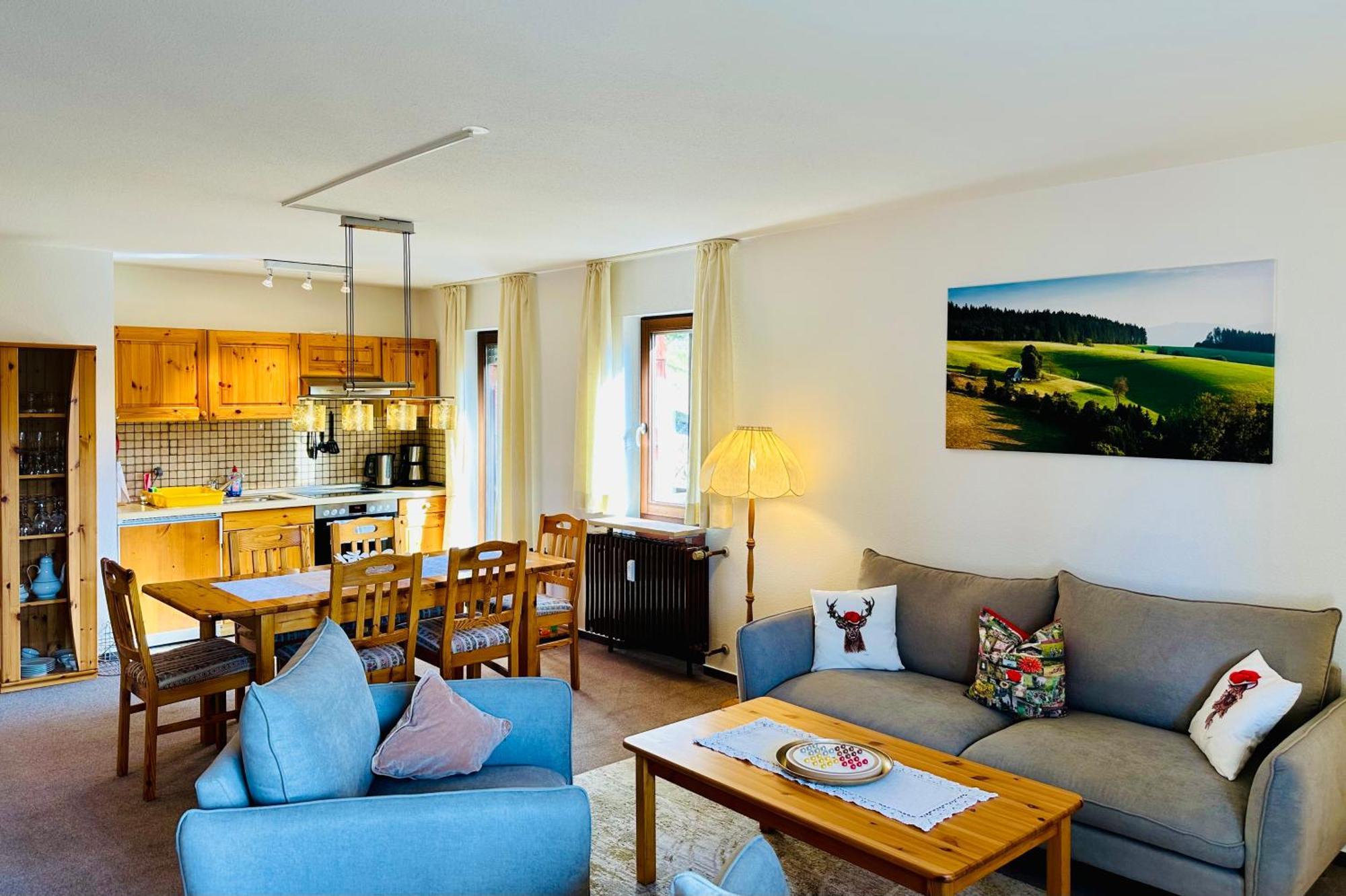 Ferienwohnung Lotti + Hochschwarzwald Card Titisee-Neustadt Bagian luar foto